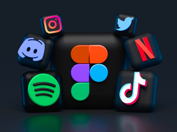 3D icons of popular apps like Instagram, Twitter, TikTok, Discord, Spotify, Netflix, and Figma symbolizing tools for content creation and collaboration in digital marketing.